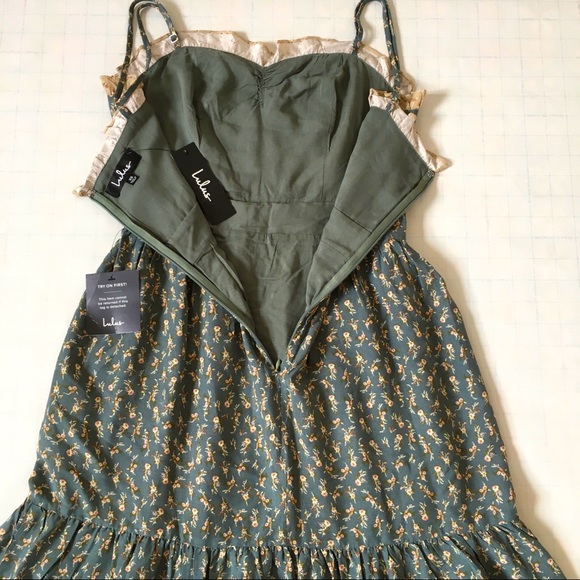 Lulu's Floral Maxi Dress in Green and Cream - Picture 8 of 16